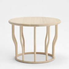 Tavolino da salotto in legno di design colore naturale